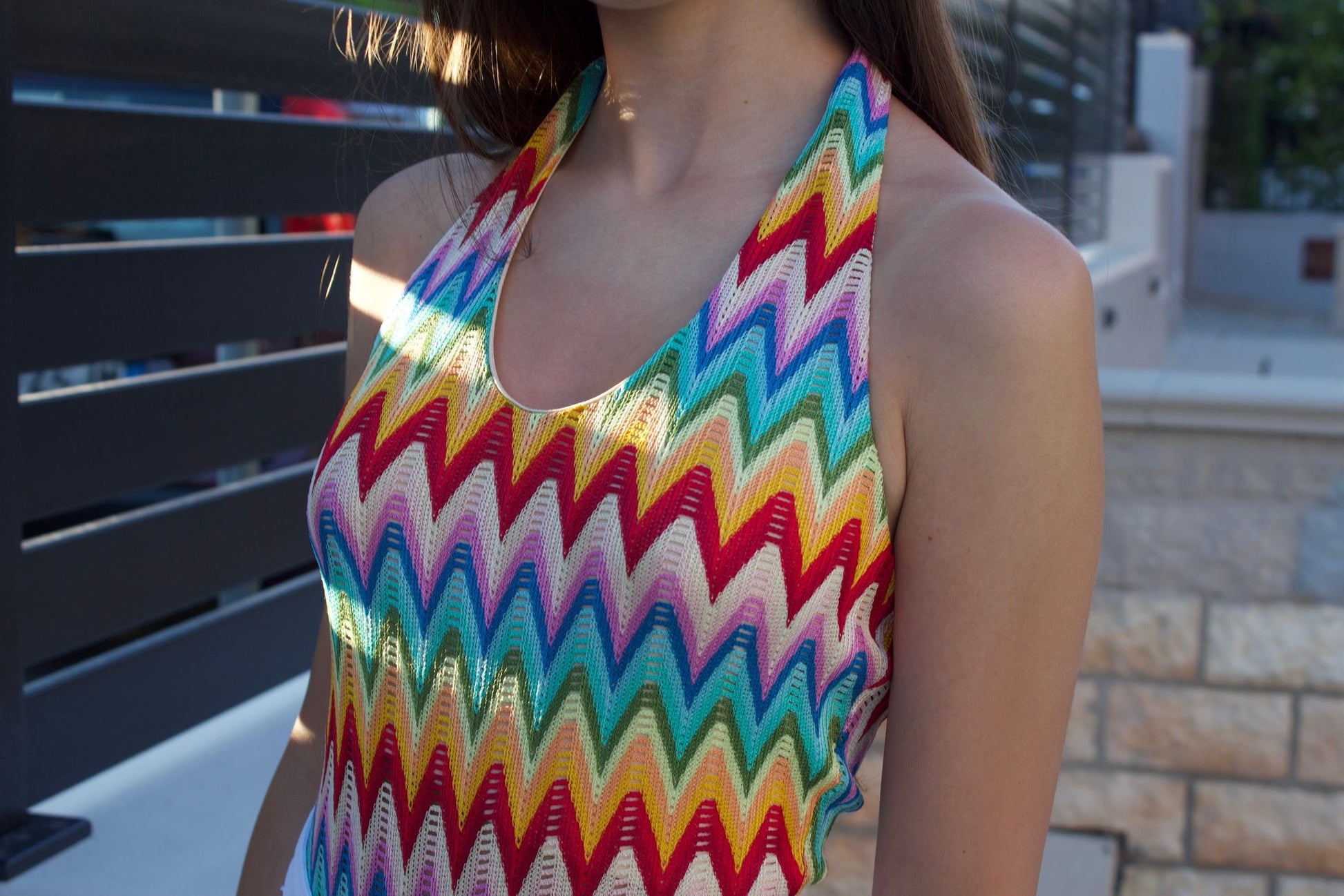 Body multicolor con scollo sul retro