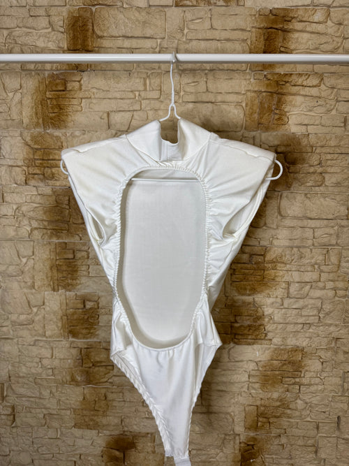 Body elegante con scollo sul retro